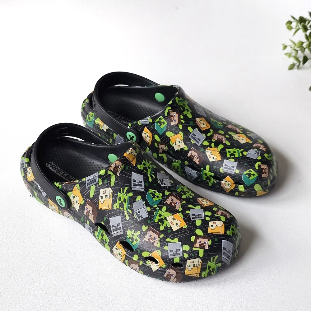 Minecraft Character Print Clogs Men’s Size 6 Black Green Gamer Shoes